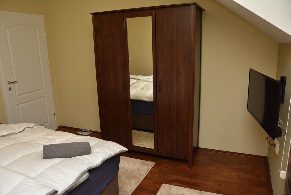 Apartments Nemo Delux オフリド エクステリア 写真